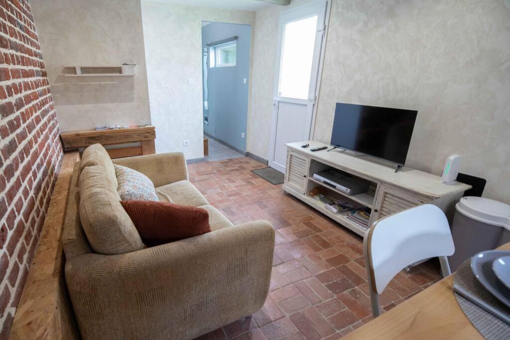 Holiday home Domaine Demoiselles - De Jeanne *